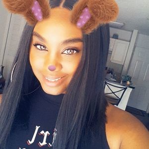 Meet your Posher, Zenadia